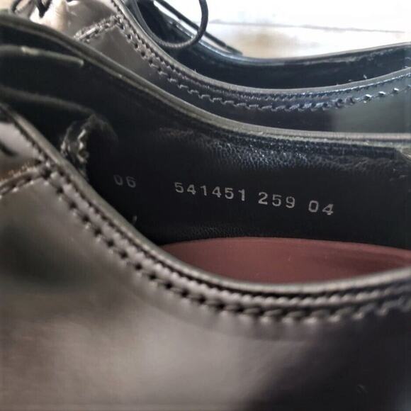 Florsheim Men's Derby Leather Black **One Shoe is Size 7.5, One is Size 8** - Picture 7 of 10